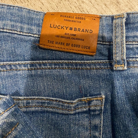 Lucky Brand Jeans! - Picture 2 of 3